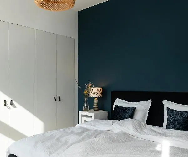 Appartement Huize Copes Den Haag, 2 Bed, 2 Bath *