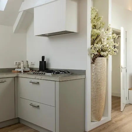 Huize Copes Den Haag, 2 Bed, 2 Bath