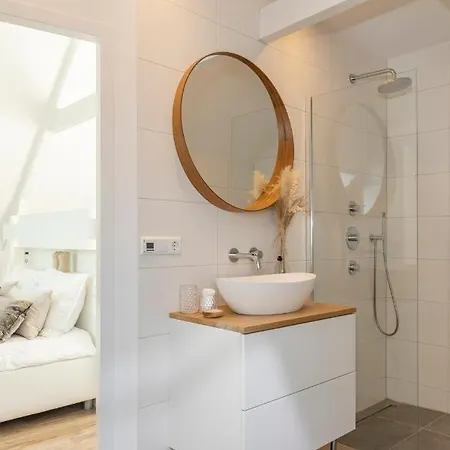 Апартаменты Huize Copes Den Haag, 2 Bed, 2 Bath Гаага