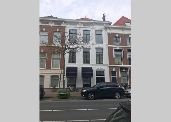 Huize Copes Den Haag, 2 Bed, 2 Bath *