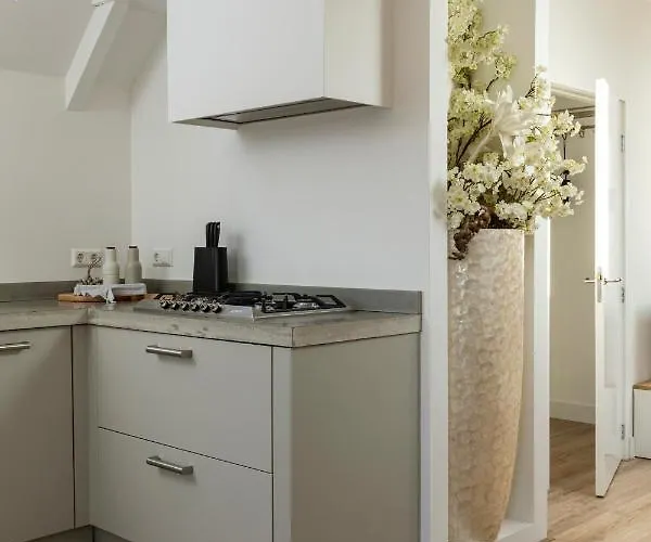 Huize Copes Den Haag, 2 Bed, 2 Bath