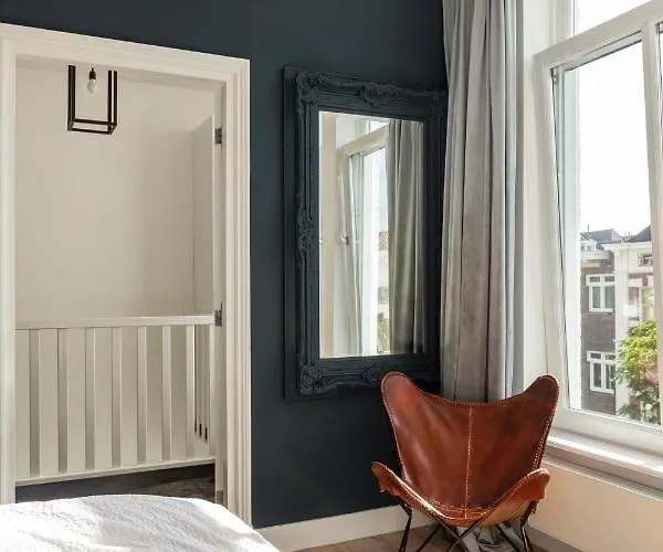 Huize Copes Den Haag, 2 Bed, 2 Bath アパート